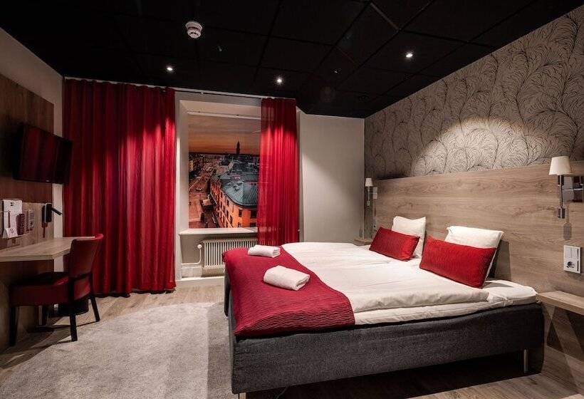 Dream  Luxury Hostel