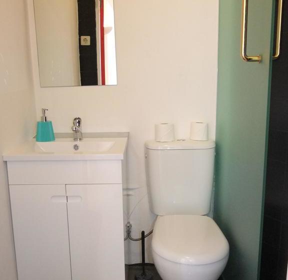 Fado Bed & Breakfast   Santos