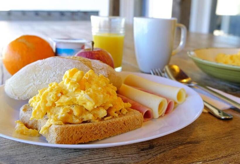 Freesurfcamp & Hostel