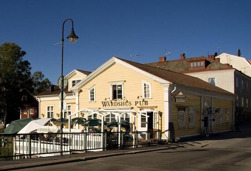 Garvaregården Hotel , B&b Och Café