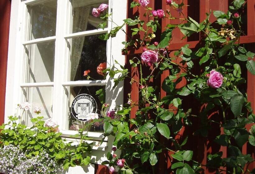 Garvaregården Hotel , B&b Och Café