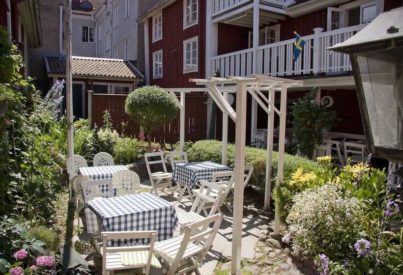 Garvaregården Hotel , B&b Och Café