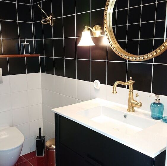 Garvaregården Hotel , B&b Och Café