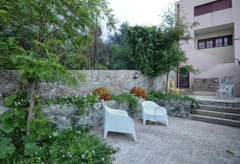 Guimaraesliving   Hostel & Adventure