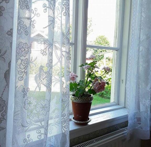 Hajstorp Slusscafé & Vandrarhem