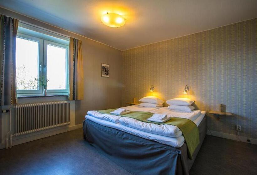 בית מלון כפרי Stf Abisko Turiststation