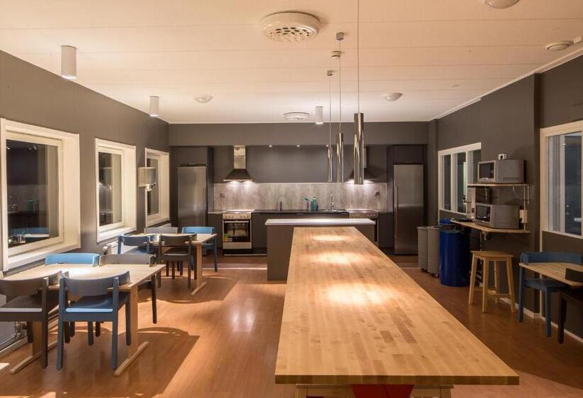 בית מלון כפרי Stf Abisko Turiststation