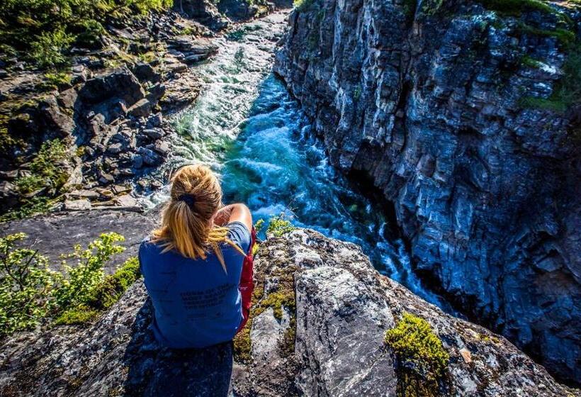 בית מלון כפרי Stf Abisko Turiststation