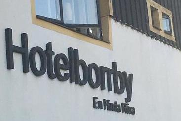 هتل Borrby