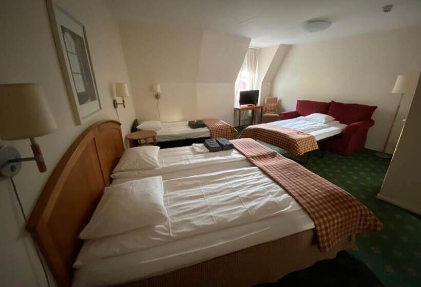 酒店 Broby Gästgivaregård