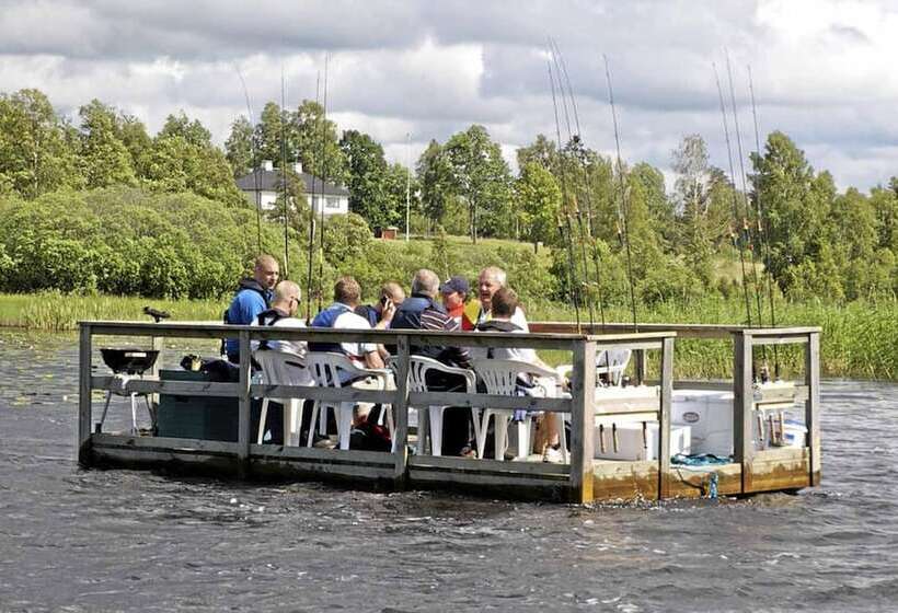 בית מלון כפרי Brovillan