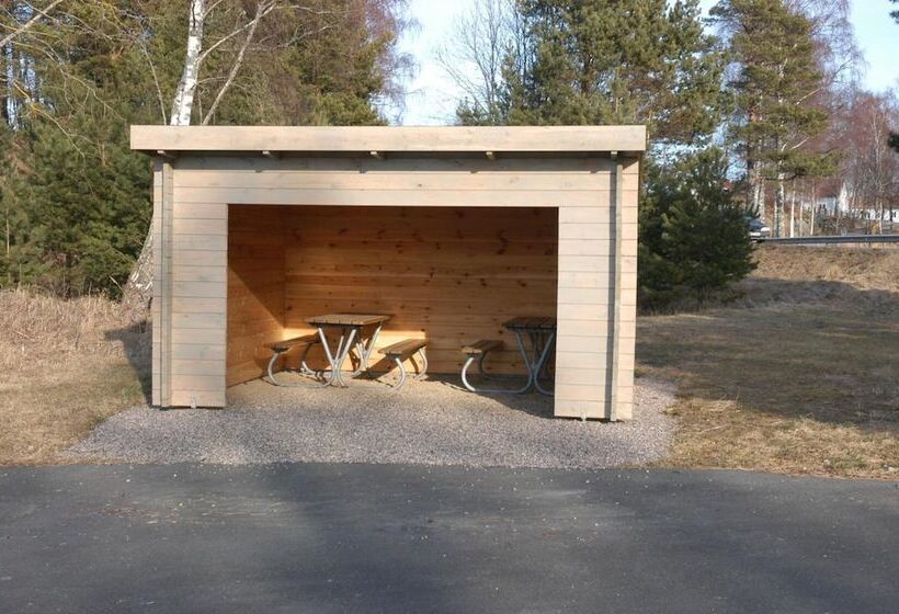 בית מלון כפרי Brovillan