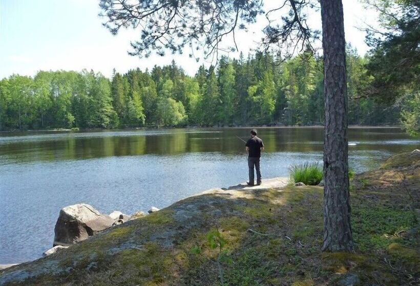 בית מלון כפרי Brovillan