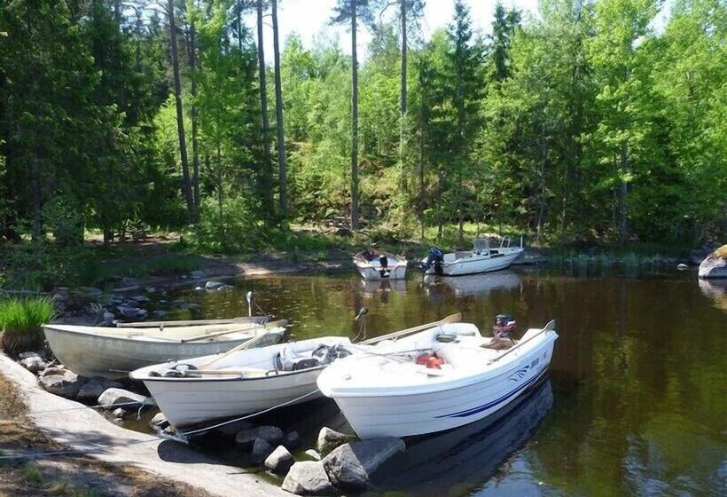 בית מלון כפרי Brovillan