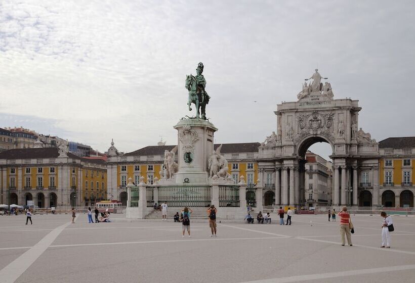 هتل Convento Do Salvador