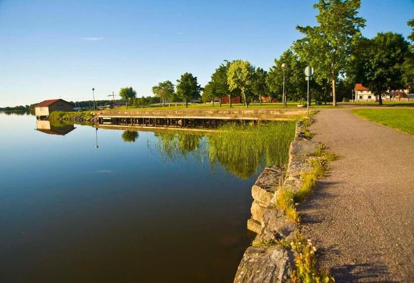 Johanssons Gårdshotell I Roslagen