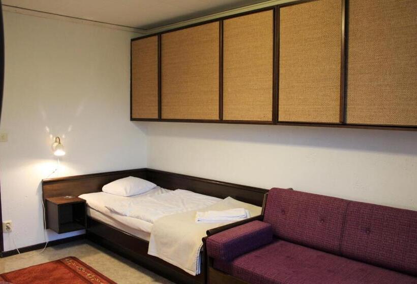 בית מלון כפרי L Amigo