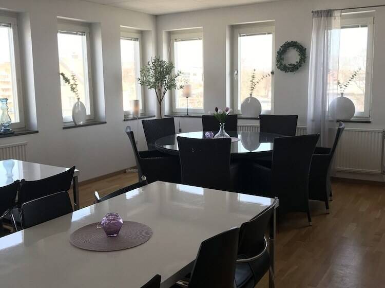 בית מלון כפרי L Gustaf