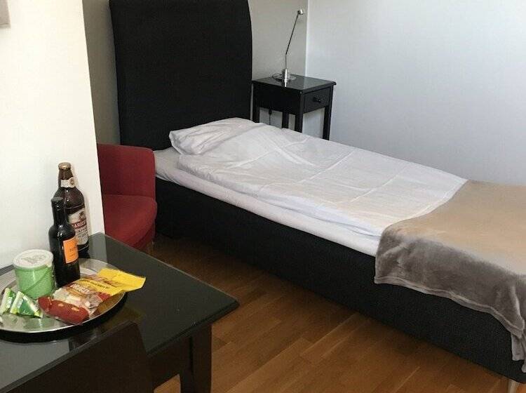 בית מלון כפרי L Gustaf