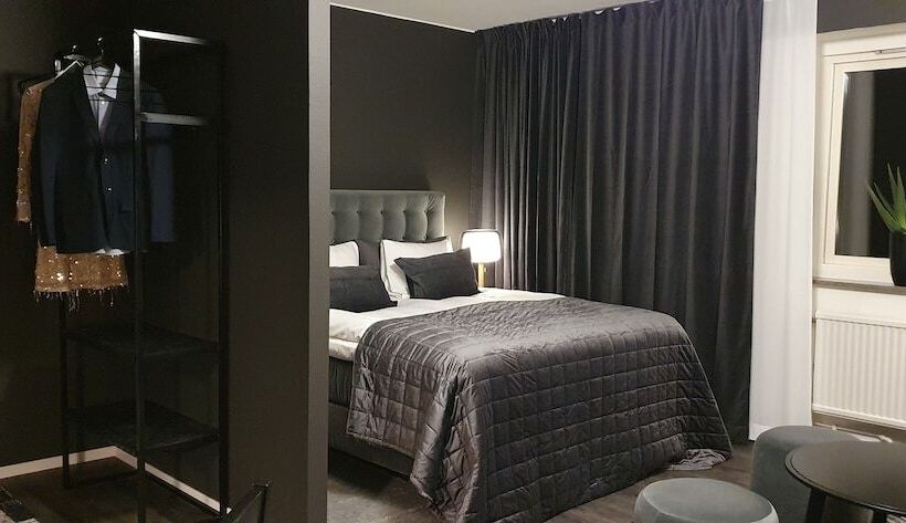 בית מלון כפרי L Iföhus