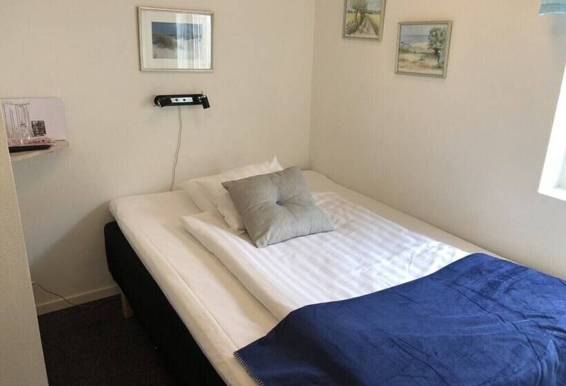 בית מלון כפרי L Turistgården I Simrishamn