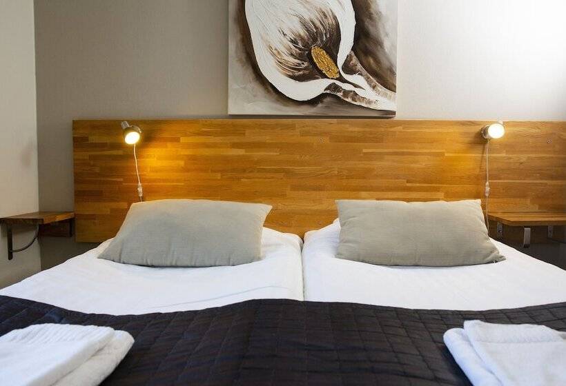 ホテル L Veckefjärden