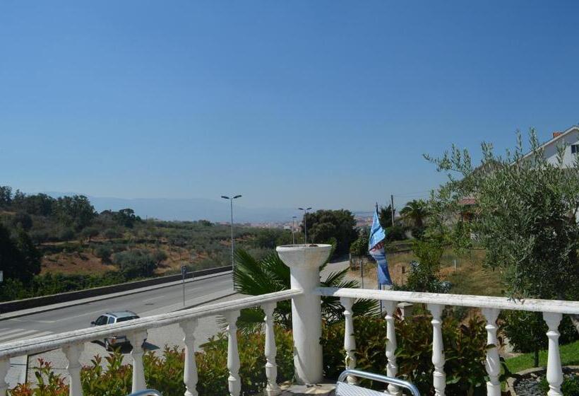 בית מלון כפרי Marisol