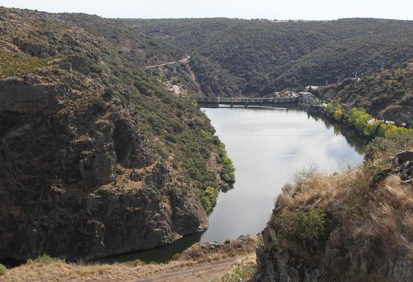 ホテル Mirafresno