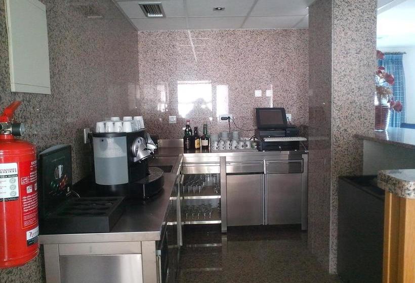 ホテル Mirafresno