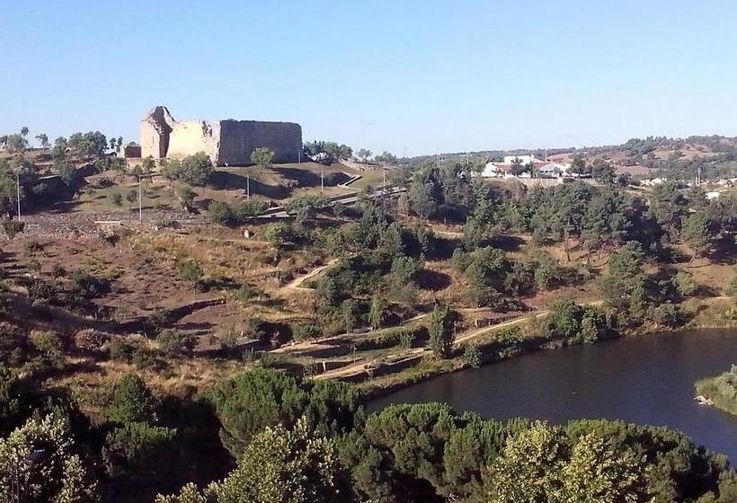 ホテル Mirafresno