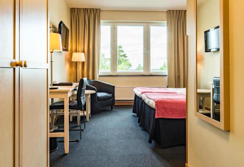 Отель Ringsjãƒæ’ã‚â¶strand