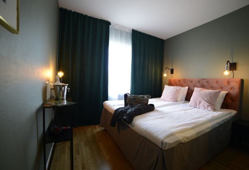 호텔 örserumsbrunn Gestgifveri & Konferens