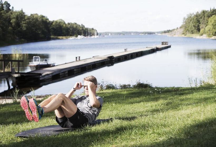 בית מלון כפרי Skeviks Gård