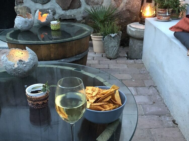 Отель Skivarps Gästgivaregård