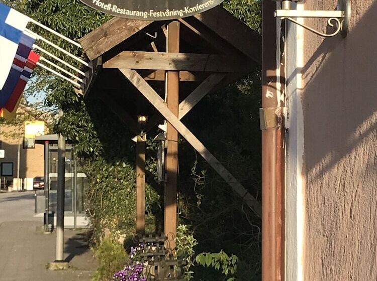 Отель Skivarps Gästgivaregård