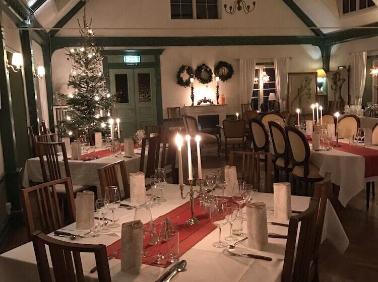 Отель Skivarps Gästgivaregård