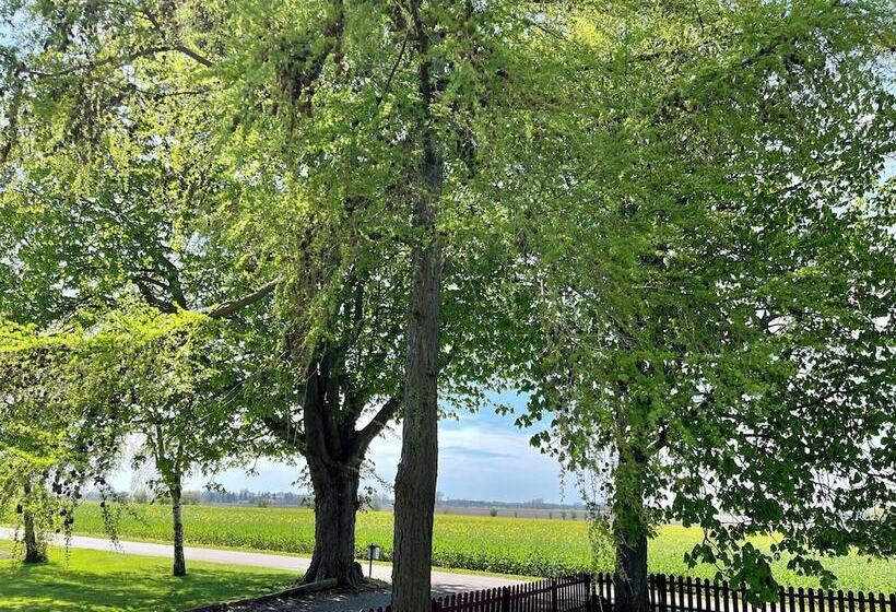 Отель Sydkustens At Lillehem