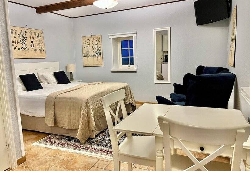 Отель Sydkustens At Lillehem