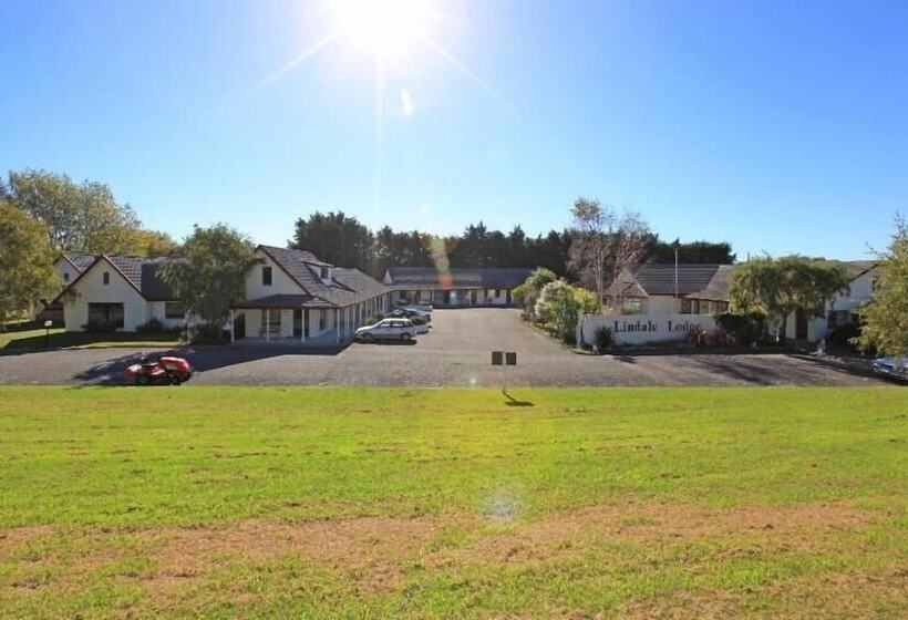 Kapiti Lindale Motel And Conference Centre