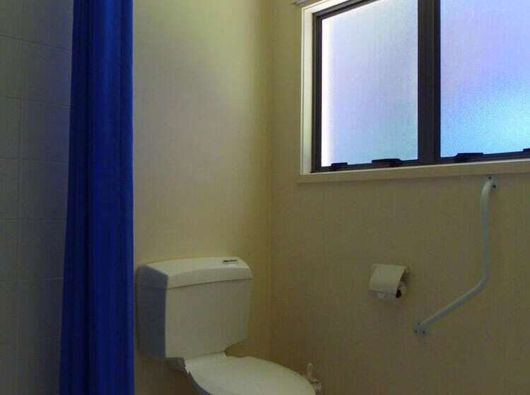 Kapiti Lindale Motel And Conference Centre