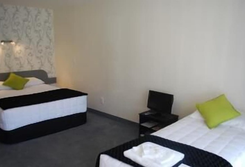 Kapiti Lindale Motel And Conference Centre