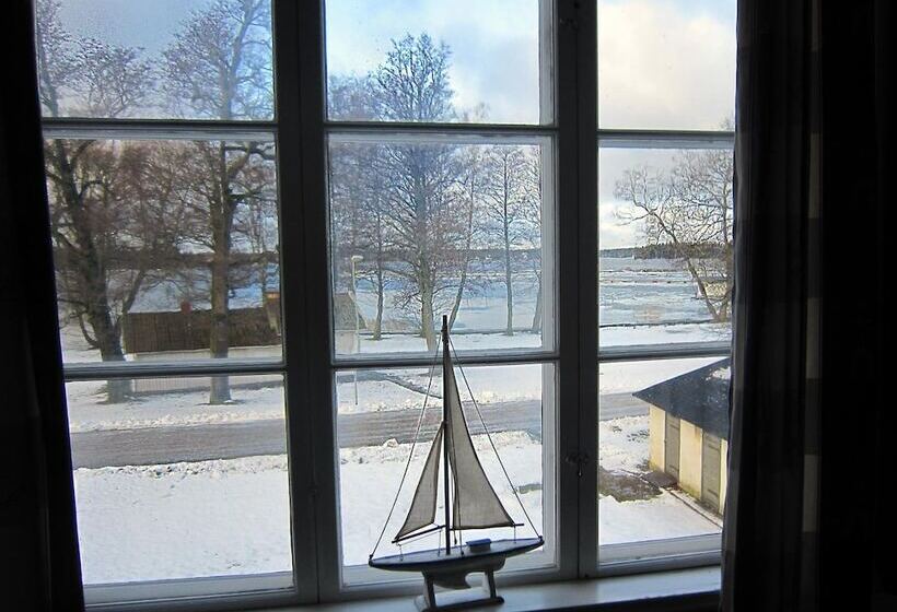 Bed and Breakfast Ediths Pensionat