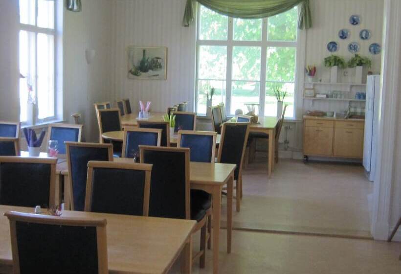 Bed and Breakfast Ediths Pensionat