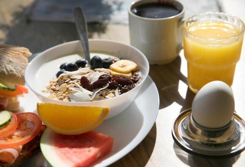 Kvibergs Vandrarhem   Hostel