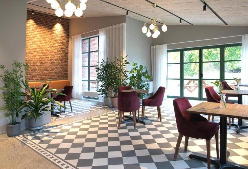 Kvibergs Vandrarhem   Hostel