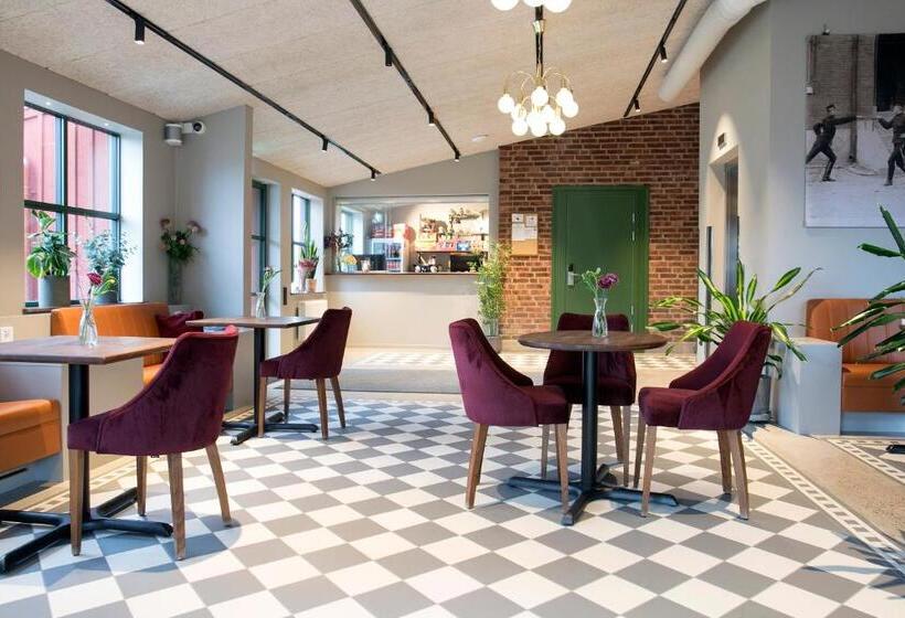 Kvibergs Vandrarhem   Hostel