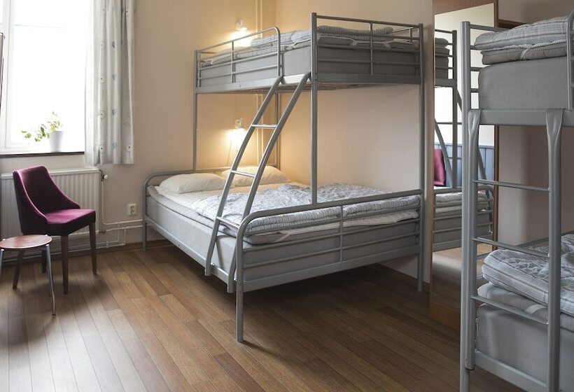 Kvibergs Vandrarhem   Hostel