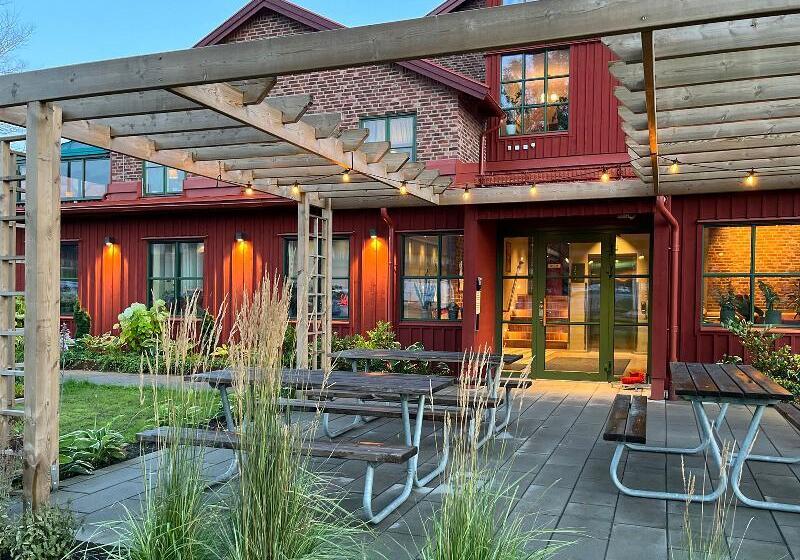 Kvibergs Vandrarhem   Hostel