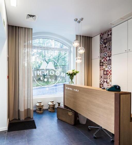 هاستل Moon Hill By Joivy