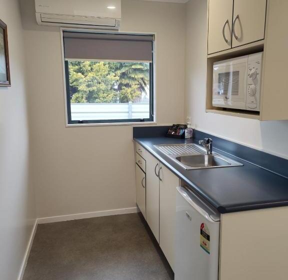 מוטל Asure Albert Park Motor Lodge